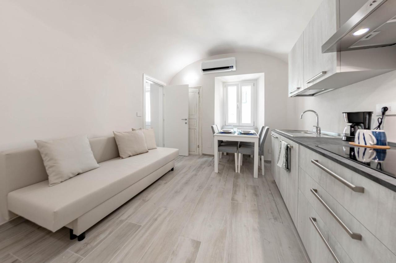 Ferienwohnung H11 Piccola Perla A Un Passo Dal Mare Santo Stefano al Mare Exterior foto
