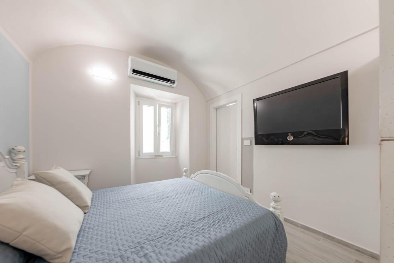Ferienwohnung H11 Piccola Perla A Un Passo Dal Mare Santo Stefano al Mare Exterior foto
